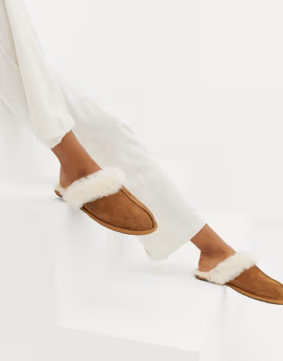 UGG Scuffette II slippers in chestnut | ASOS | ASOS (Global)