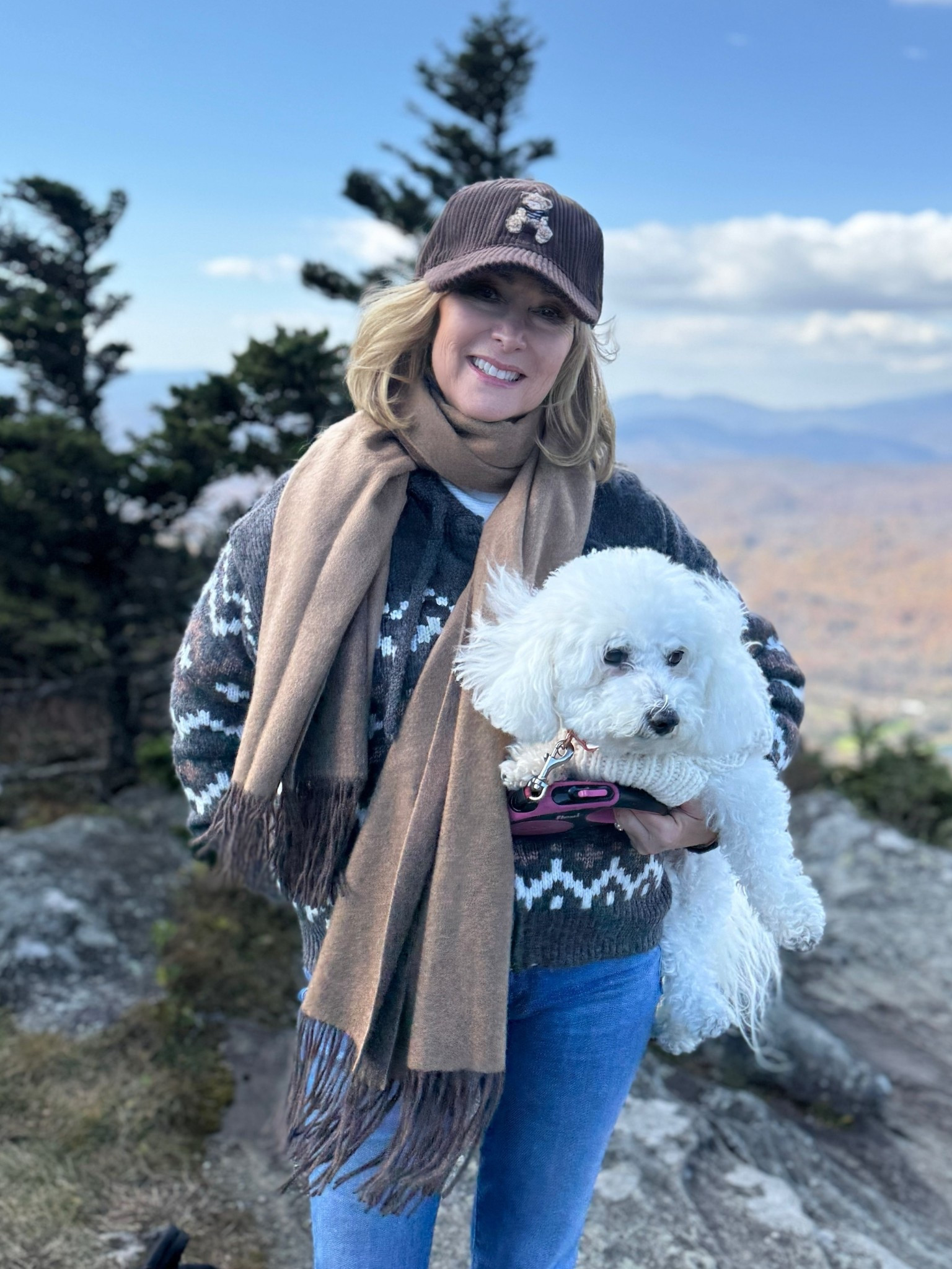 Super cute corduroy baseball hat is super warm and cozy 🧸


#LTKHoliday #LTKSeasonal #LTKGiftGuide