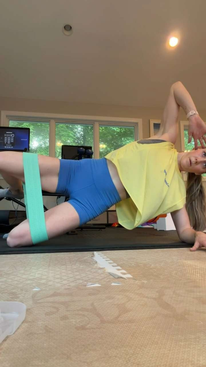 Keeping it simple at home 🤍

A resistance band is such an easy way to add a little extra difficulty



Summer, workout, conditioning, athlete, olympian approved, missy franklin johnson, missy_franklin 

 #LTKfitnessgoals #LTKActive #LTKHome