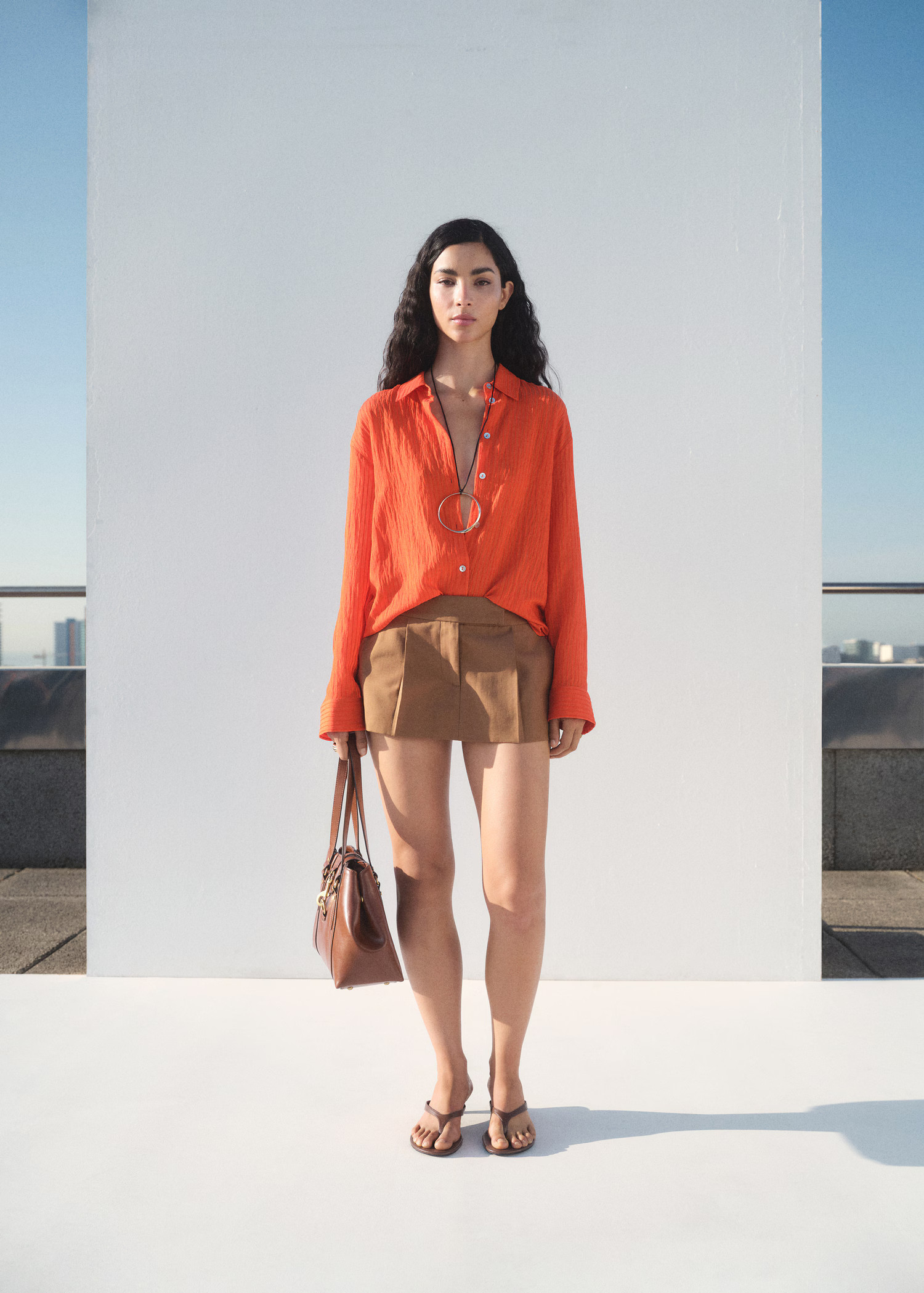 Oversized crinkled-effect shirt - Women | MANGO USA | Mango (US/MX/AU)