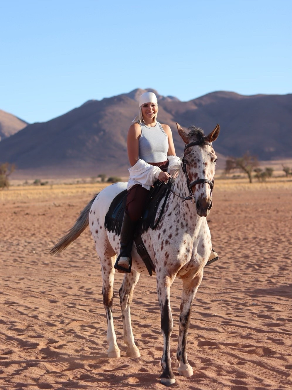 Horseback riding fit I wore on my Honeymoon in the desert 🔥

#LTKTravel #LTKActive