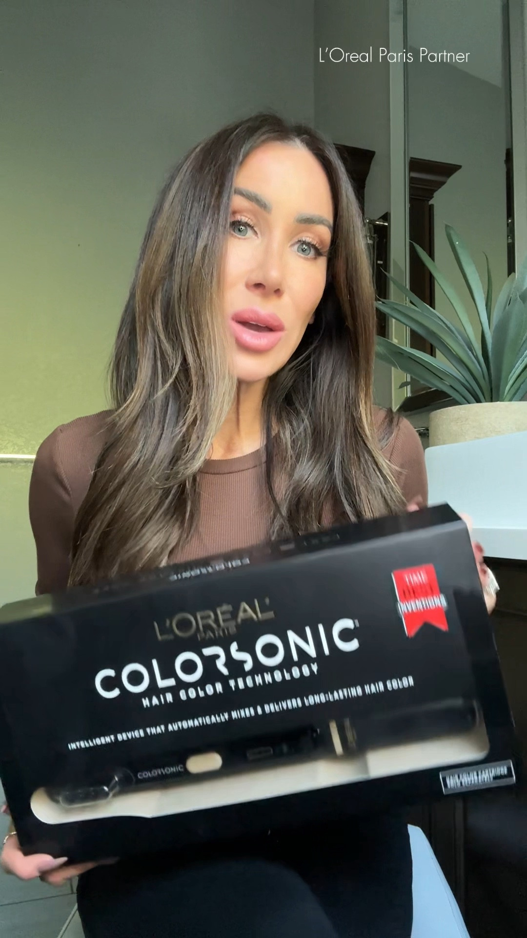 #LOrealParisPartner 
Use my code KIMBERLY99, to save, and get this device for only $99! 
This new device makes covering my grey roots, mid salon visit, a breeze! It takes 5 min to apply, and does all the work for me…such as mixing the color, parting the hair, and applying the color to the root. Bonus, you get three root touchups with one cartridge. I used color 4, dark brown natural. This was less messy, effective in covering my greys, and saved me time! 
@lorealparis #Colorsonic #HairColor


#LTKOver40 #LTKGiftGuide #LTKBeauty