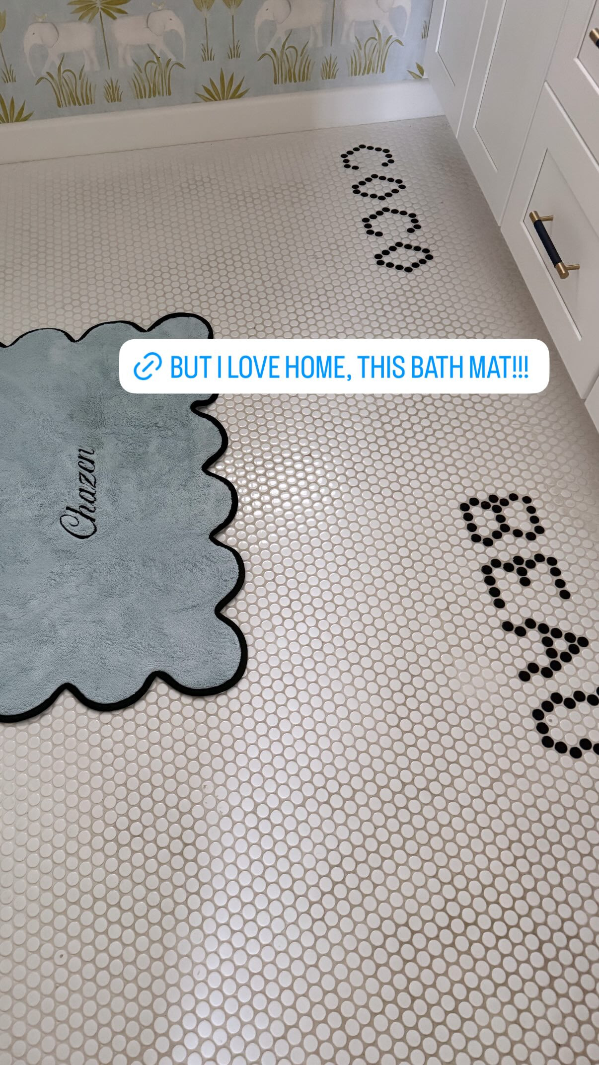 Scalloped personalized bath mat! 