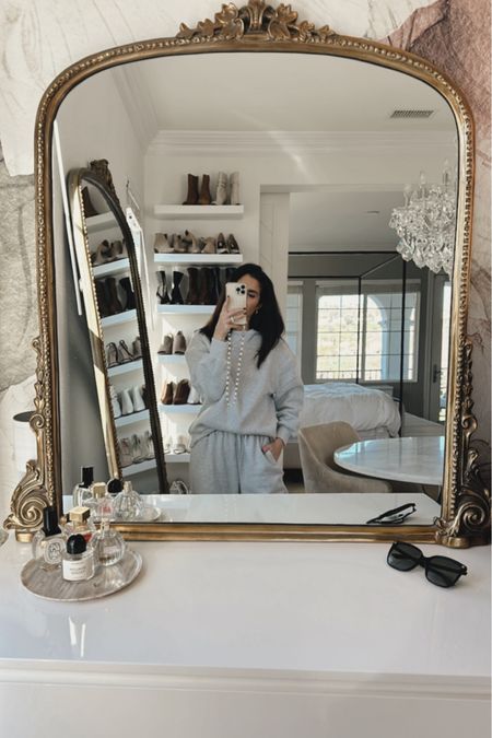 Love this mirror, this is the 3’ size. #StylinbyAylin #Aylin 

#LTKStyleTip #LTKHome