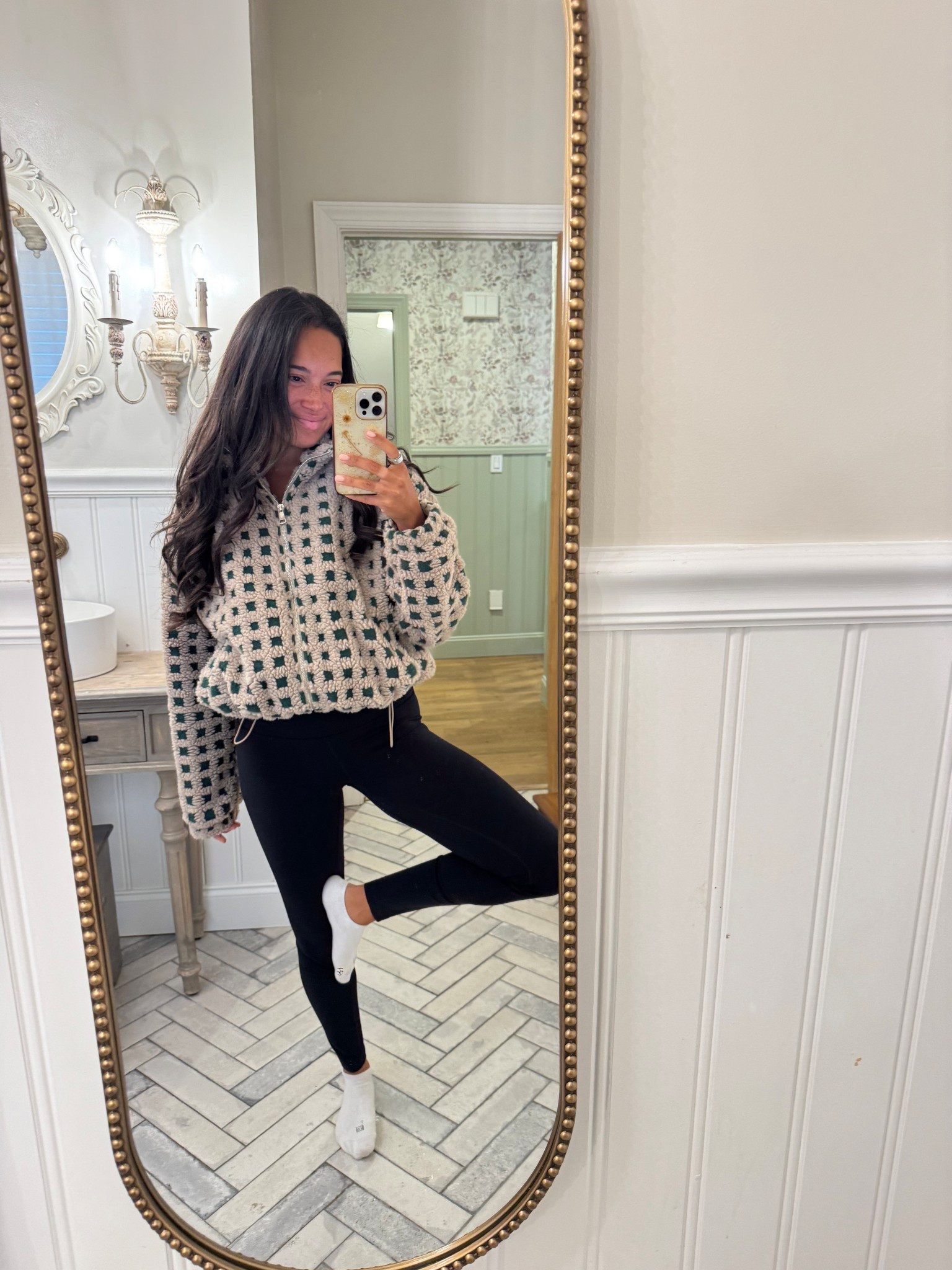 Love a comfy girl outfit 🫶🏽 I size duo to medium because I love oversized but a small would have fit great too! 5’5” 125lbs

#LTKootd