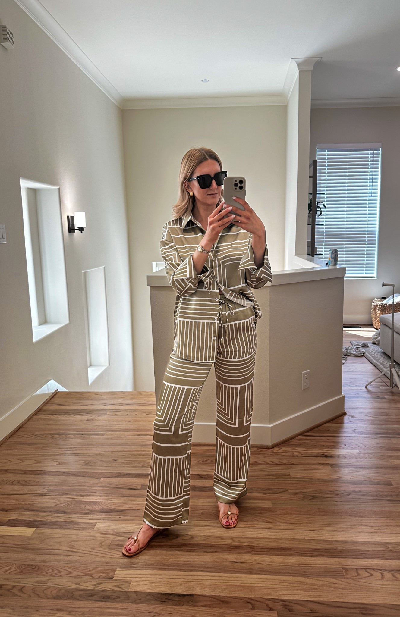Matching set magic! This striped co-ord from 4th & Reckless is giving vacation-ready and elevated errands. Style it together or mix & match for endless outfit combos

#4thandReckless #MatchingSet #EffortlessStyle #OOTD

#LTKSeasonal #LTKTravel #LTKStyleTip