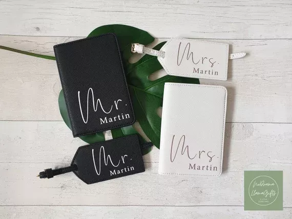 Personalized Passport Cover - Couple Gift – MrsMyLaurie