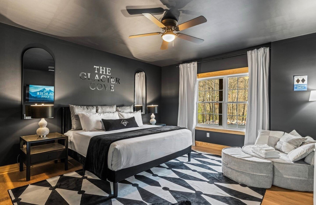 The Glacier Cove ❄️🖤
Every detail in this room is linked on LTK — from the bedding to the accent pieces.
Tap to shop the full look.

#LTKTravel #LTKHome