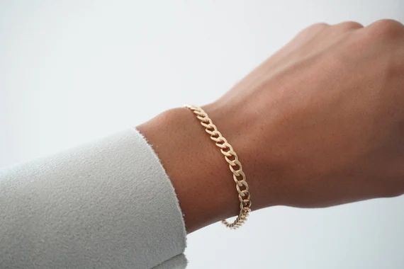 Thick Gold Curb Link Bracelet 18k Gold Bracelet Simple Gold | Etsy | Etsy (CAD)