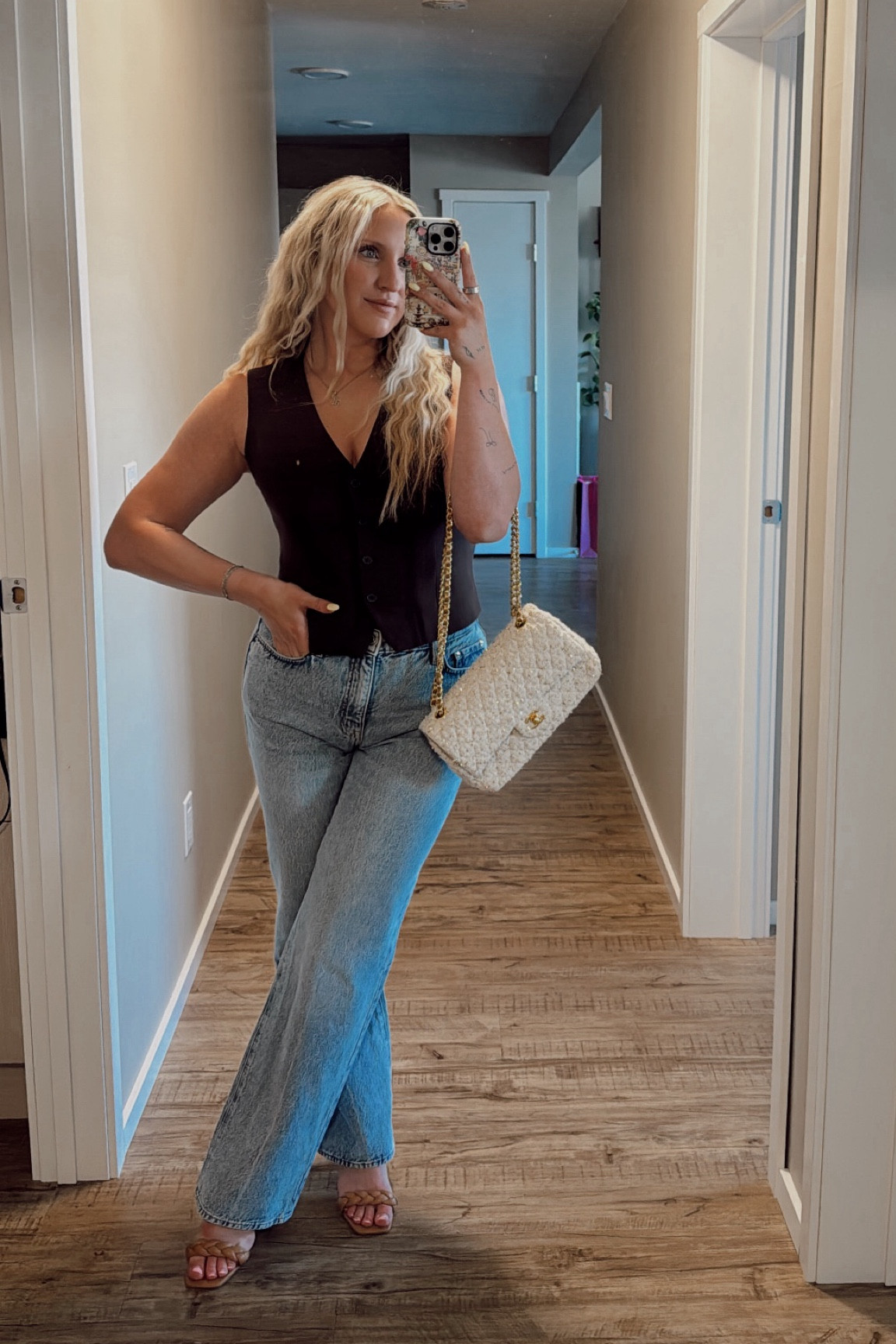 The cutest casual fit!!!

#LTKMidsize #LTKFindsUnder50 #LTKSeasonal