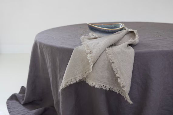 Raw edge natural linen napkins. Frayed edge napkins. Softened | Etsy Portugal | Etsy (EU)