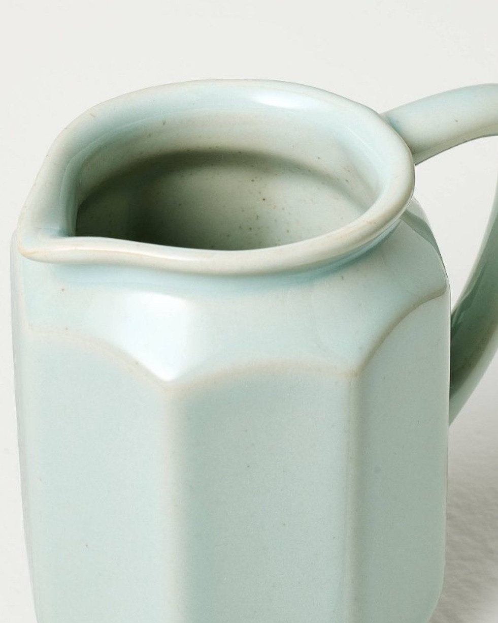 8 fl oz Stoneware Beverage Pitcher 
and matching  berry bowl in 
peace blue 😍
I love my berry bowl and fun to see a matching beverage pitcher for cold and hot beverages!