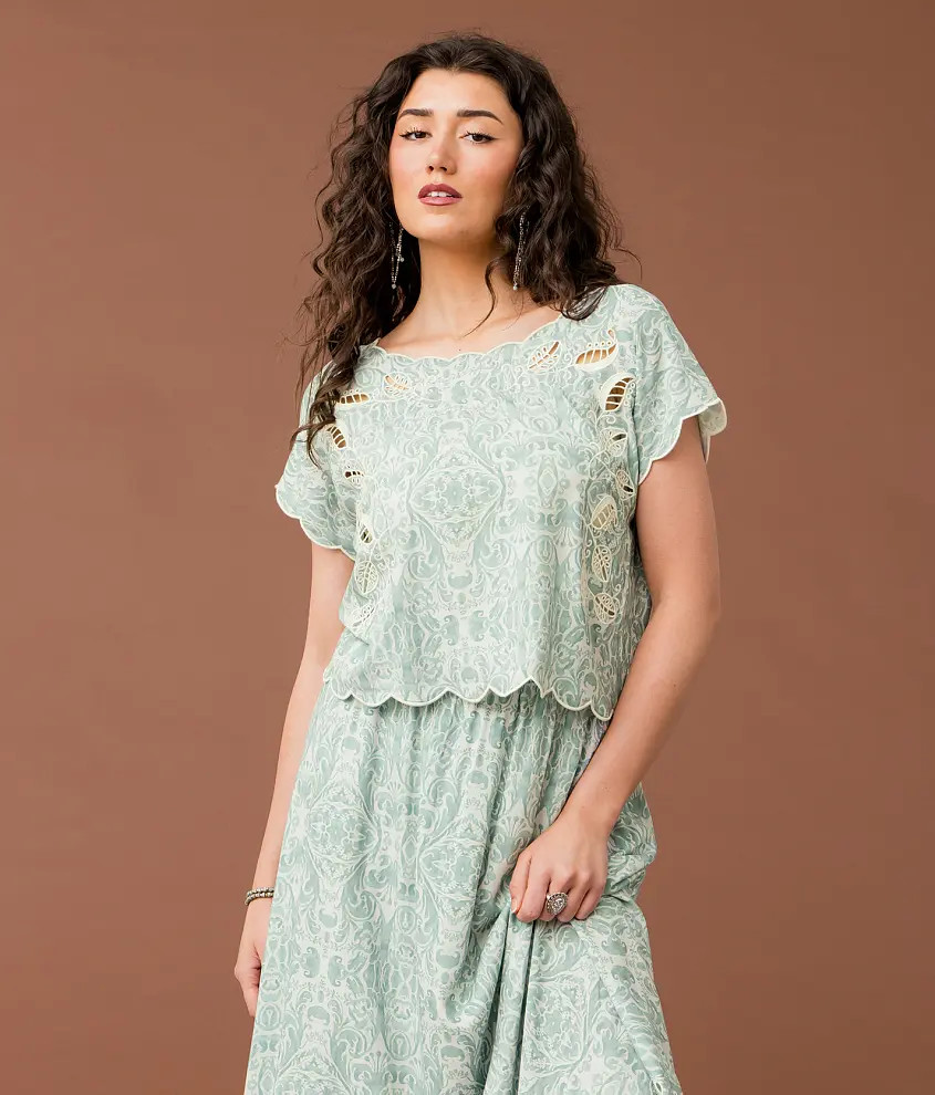 Scalloped Top | Buckle