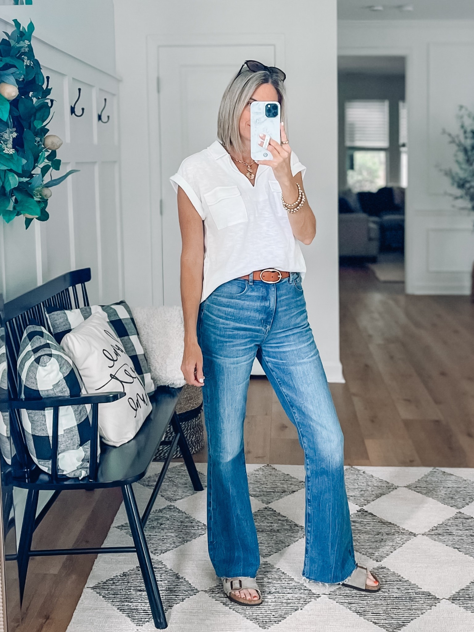 These are my favorite tees! Love the dolman sleeves, collar and pockets. Had to get it in another color. Wearing an xs
Loft high rise flare jeans in a 4

Spring outfit idea 
Spring style 
#amazonfashion 
#loveloft




#LTKFindsUnder50 #LTKSaleAlert #LTKSeasonal