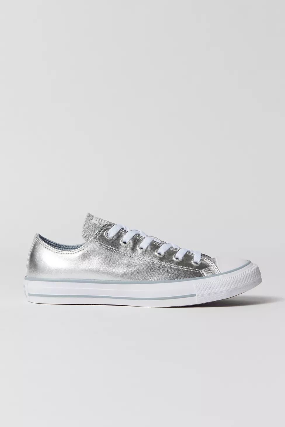 Converse Chuck Taylor All Stars Sparkle Low Top Sneaker | Urban Outfitters (US and RoW)