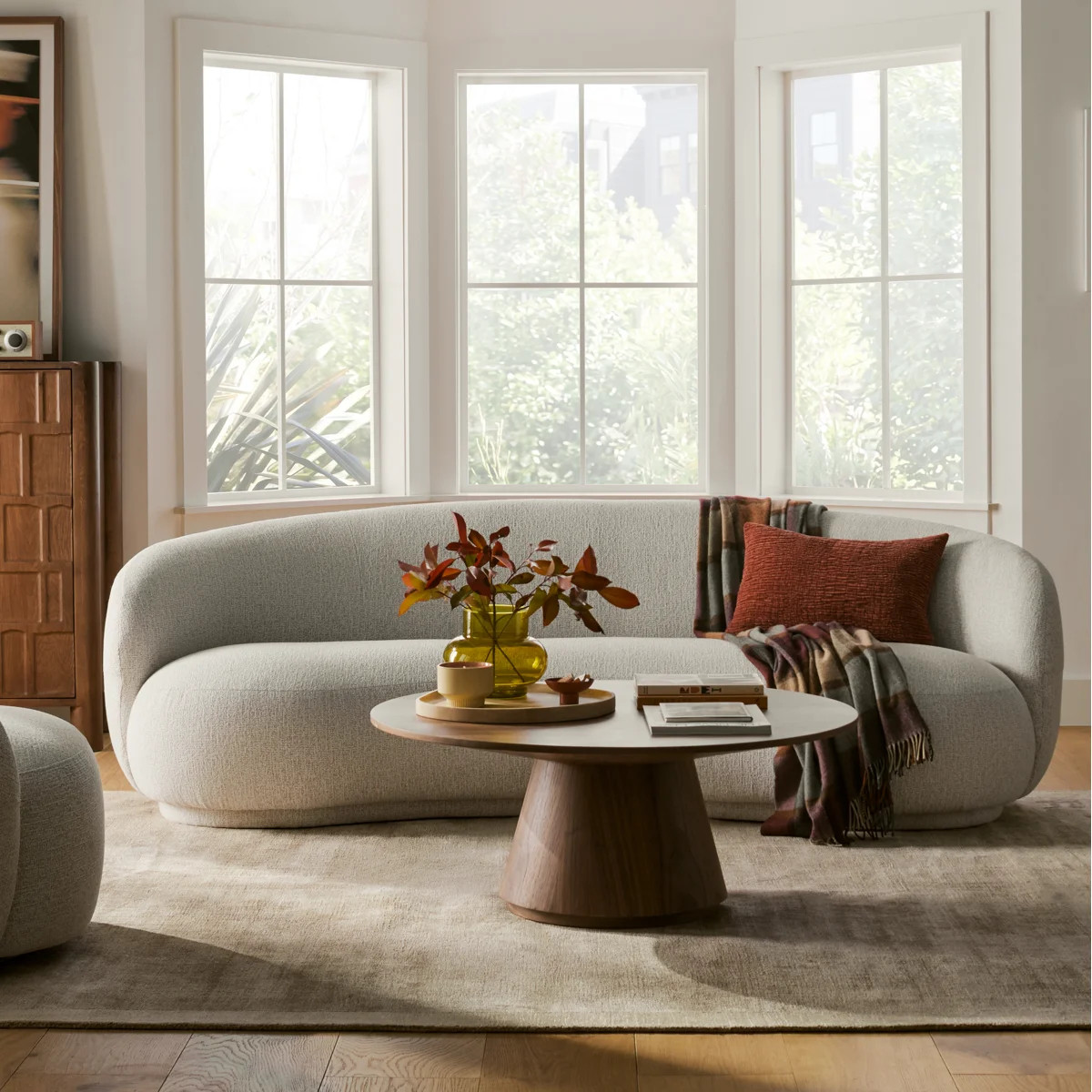 Okayyy these Wayfair rug deals 😍 The 48-HOUR CLEARANCE has indoor area rugs up to 70% OFF! I found gorgeous rugs for under coffee tables, dining tables, beds and entryways—from modern neutrals to warm vintage-inspired designs. Definitely worth browsing before the popular sizes are gone.
#WayfairSale #WayfairDeals #AreaRugs #RugSale #IndoorRugs #DiningRoomRug #BedroomRug #LivingRoomRug #VintageRug #ModernRug #HomeStyle #HomeInspo #LTKHome 

 #LTKSeasonal #LTKHome #LTKSaleAlert