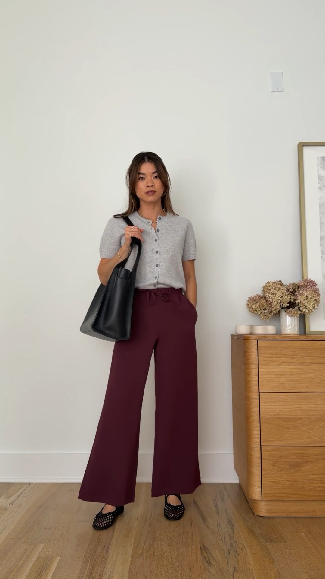 Workwear outfit inspo. These @Aritzia pants are petite friendly!

Sizing info:
-Aritzia The Lodge Pant Crepette Short (2XS in Gala Plum) 
-Aritzia Bare Chasmere Noteworthy Shortsleeve Cardigan (Small in Heather Chrome) 

Aritzia best sellers, best pieces from Aritzia for petite, Aritzia work pants for petite, what pants from Aritzia will fit if youre petite, Petite style guide, how to dress if you’re petite, Petite style, petite fashion, mom outfit, mom style, petite pants, petite outfit ideas, petite outfits, best pants for petite, petite fall pants, spring style, spring outfits, fall style, fall outfits, vacation outfits, Aritzia pants for petite, Aritzia try on,

#LTKootd #LTKPetite #LTKWorkwear
