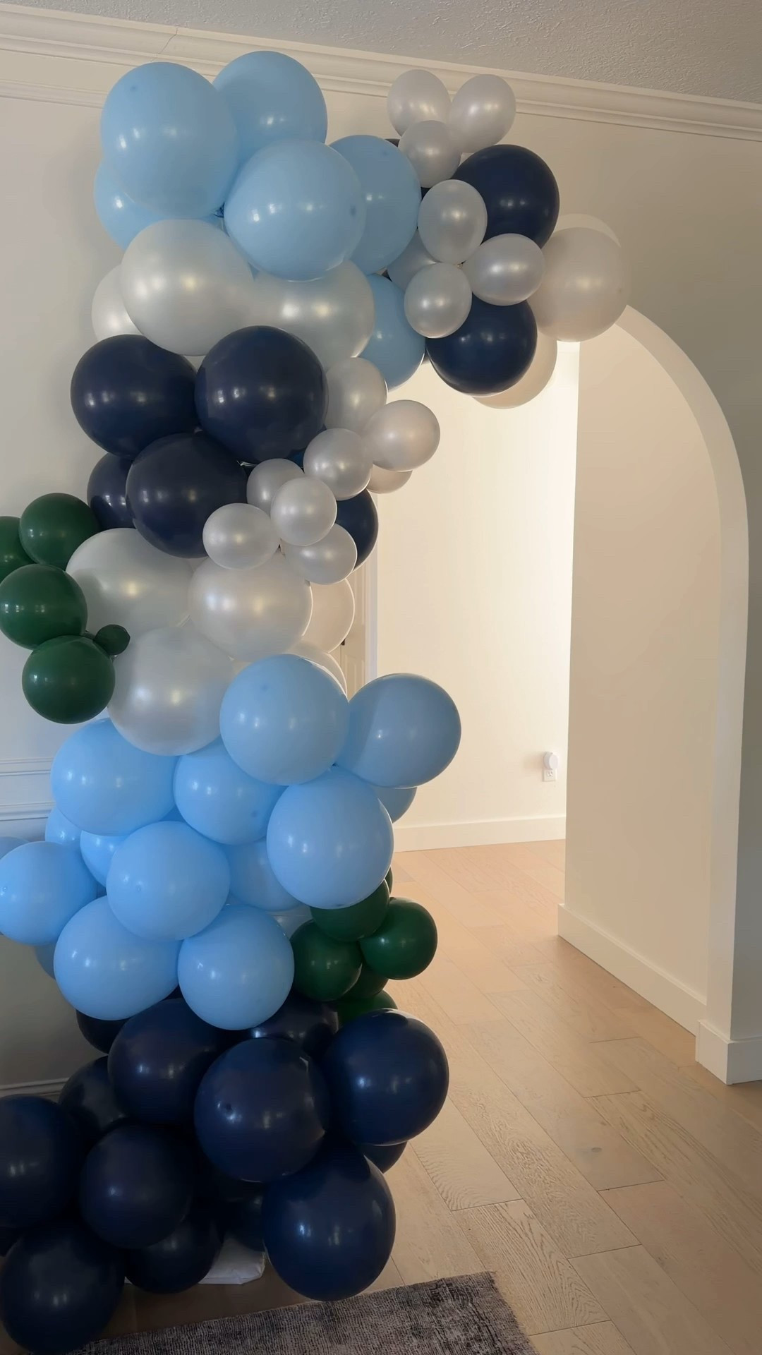 What you need for the EASIEST balloon arch! 

Amazon finds, Party decor, balloon garland, baby shower, birthday party