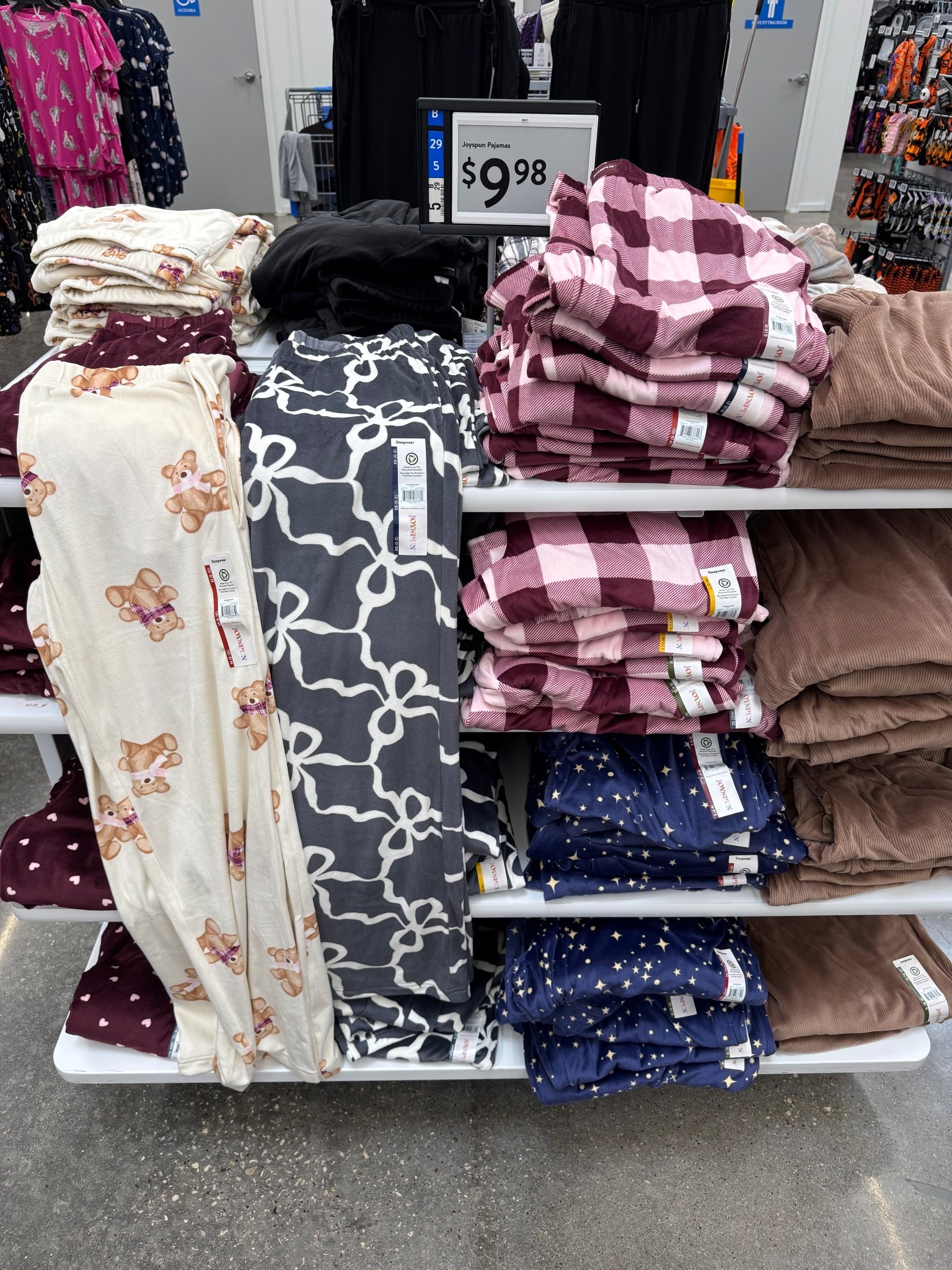 Cozy soft lounge pants 
Walmart finds 

#LTKFindsUnder100 #LTKFindsUnder50 #LTKStyleTip