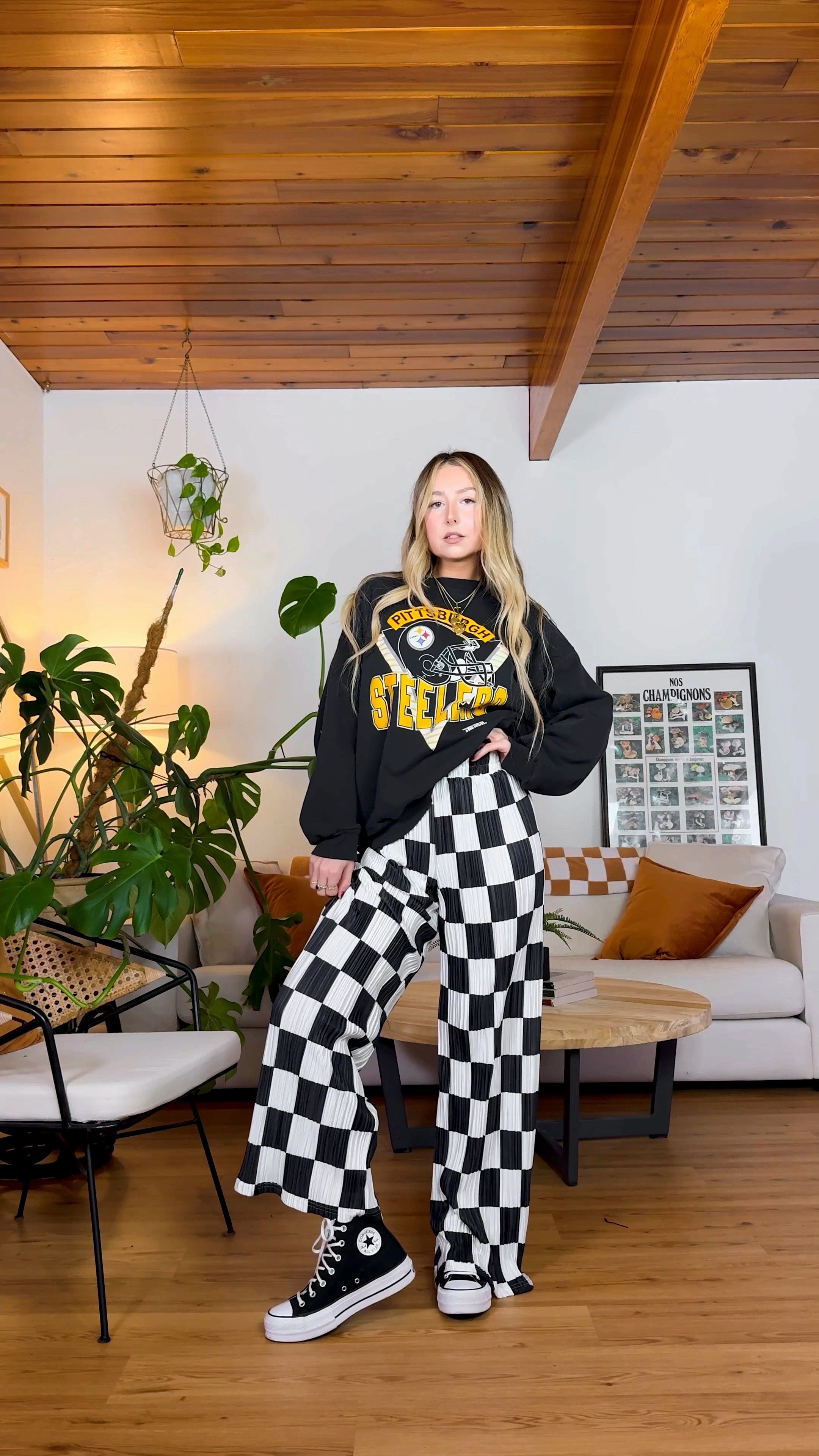 Wearing a size M in the pants! I have a 28” waist and I’m 5’5 for reference. ⭐️ Code NICOLEXWKND for $$$ off ⭐️



#LTKSaleAlert #LTKStyleTip #LTKWatchNow