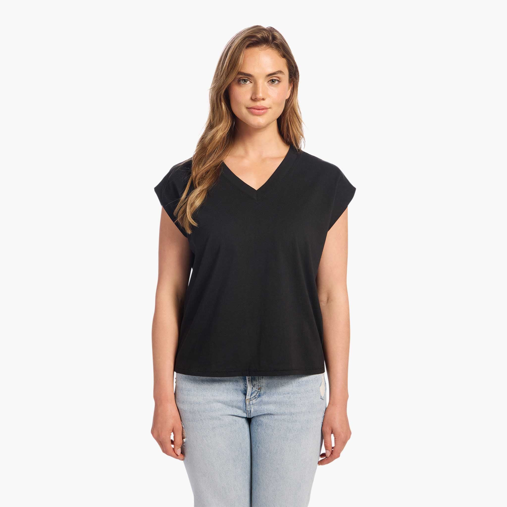V-Neck Muscle Tee | Nuuds US