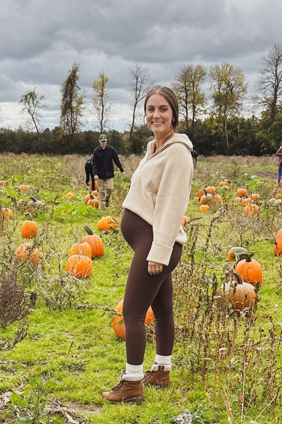 The easiest cozy and comfortable fall outfit! 

#LTKbump #LTKsalealert #LTKHalloween