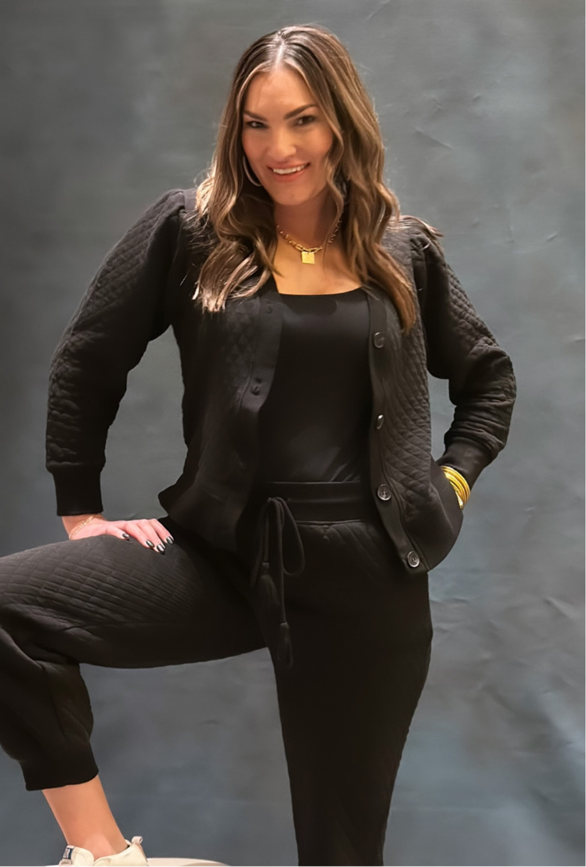 Why wouldn’t a best seller be from #walmart AND behind a 1980s studio pic?? 

#walmart #walmartad #walmartassociate #quiltedset #timeandtru 

#LTKSeasonal #LTKtravel #LTKunder50