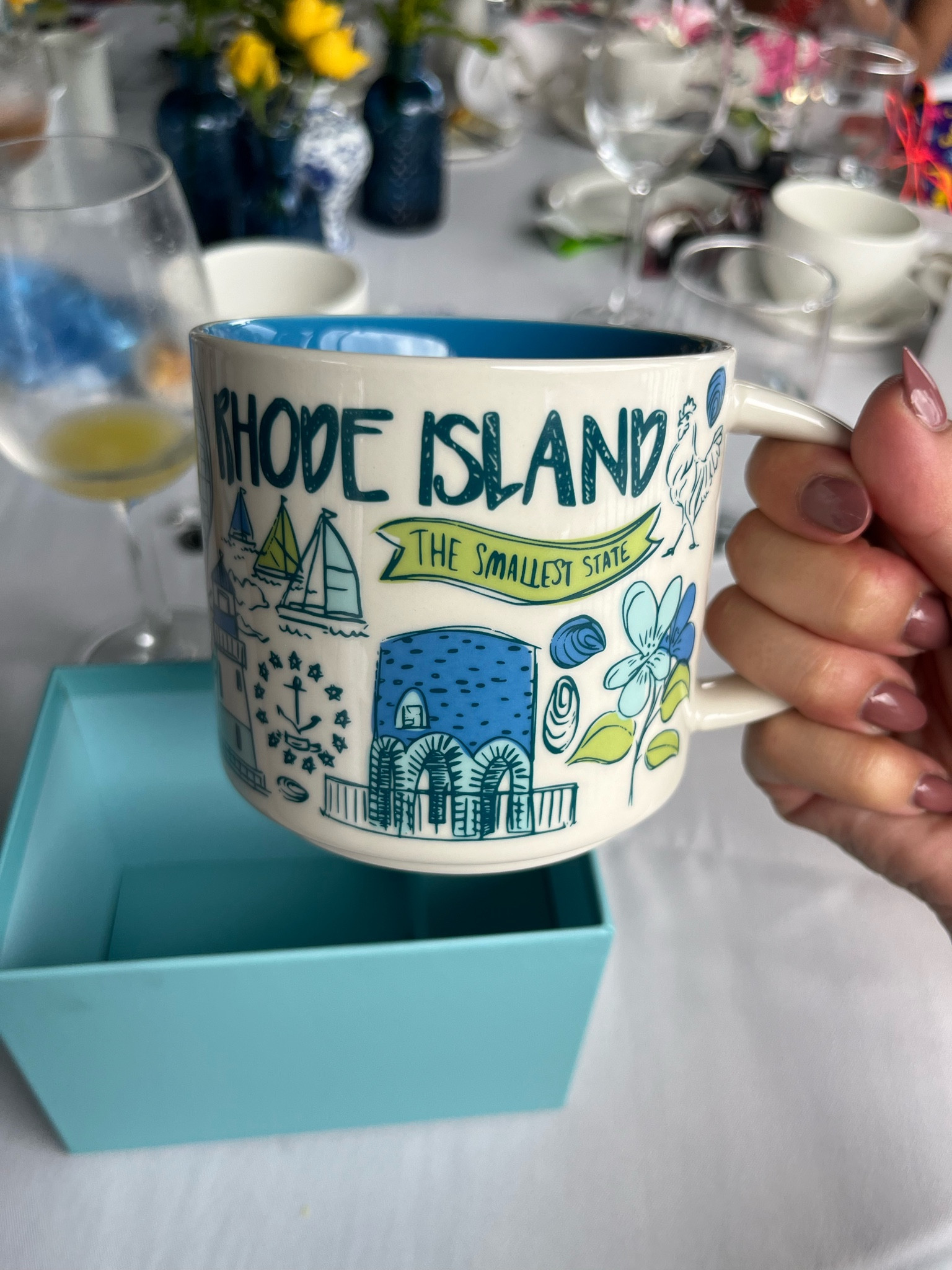 Starbucks “Been There” mugs! How cute are these 🥰

Home finds
Coffee mugs
State mug
City mug
NYC
Nashvillee

#LTKFindsUnder50 #LTKHome