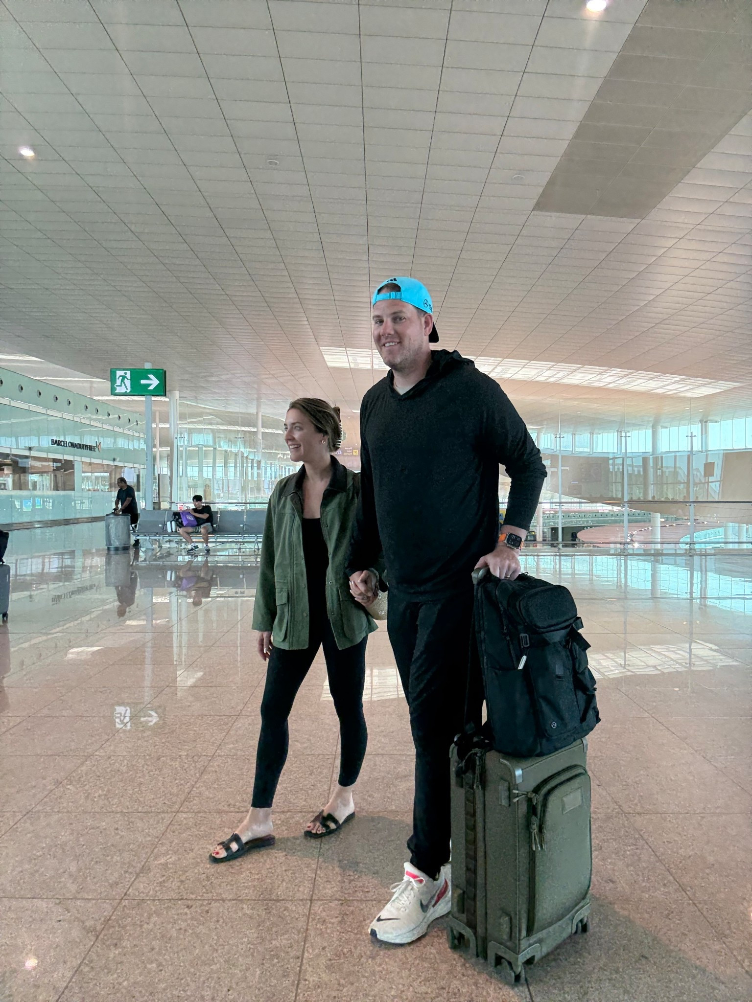 Travel airport outfits- hubby loves these Amazon joggers more than all of his lululemon ones! Fit TTS and tall guy approved 

#LTKTravel #LTKMens