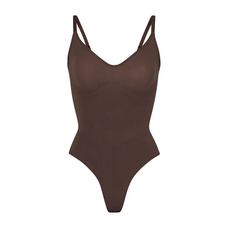 SCULPTING THONG BODYSUIT | ONYX | SKIMS (US)