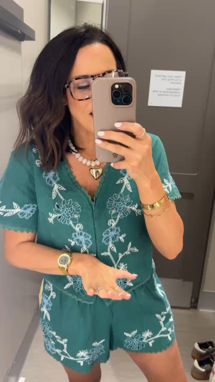 Anthro vibes without the price 💚 This matching set is TOO good — the embroidery detail, the fit, everything. Perfect for spring + vacation outfits.

#anthrodupe #matchingset #springstyle #vacationoutfit #springbreakstyle #ltkoutfits #ltkstyle


#LTKPetite #LTKmomlife #LTKOver40