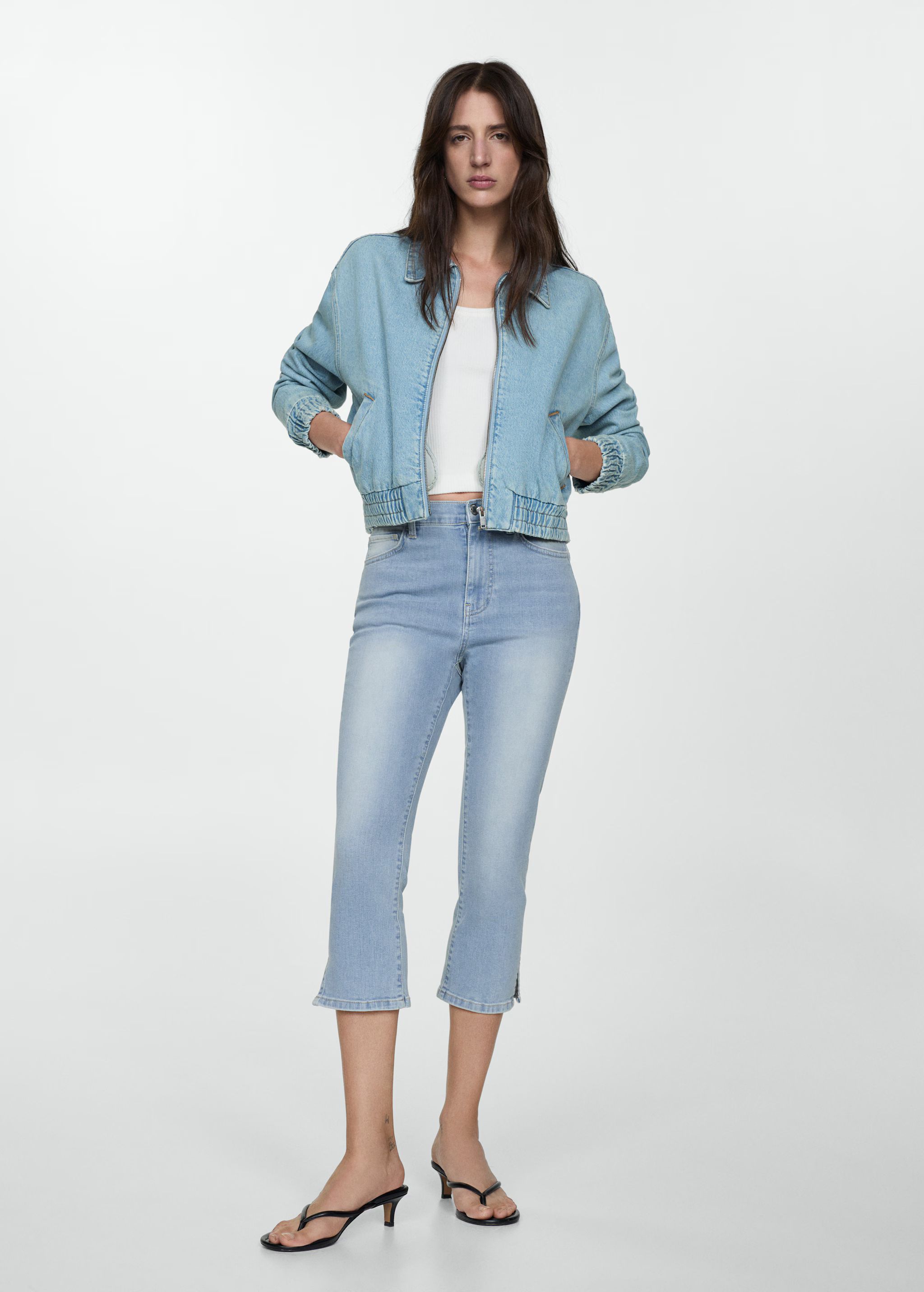 Capri-Jeans mit Seitenschlitz | MANGO (DE)