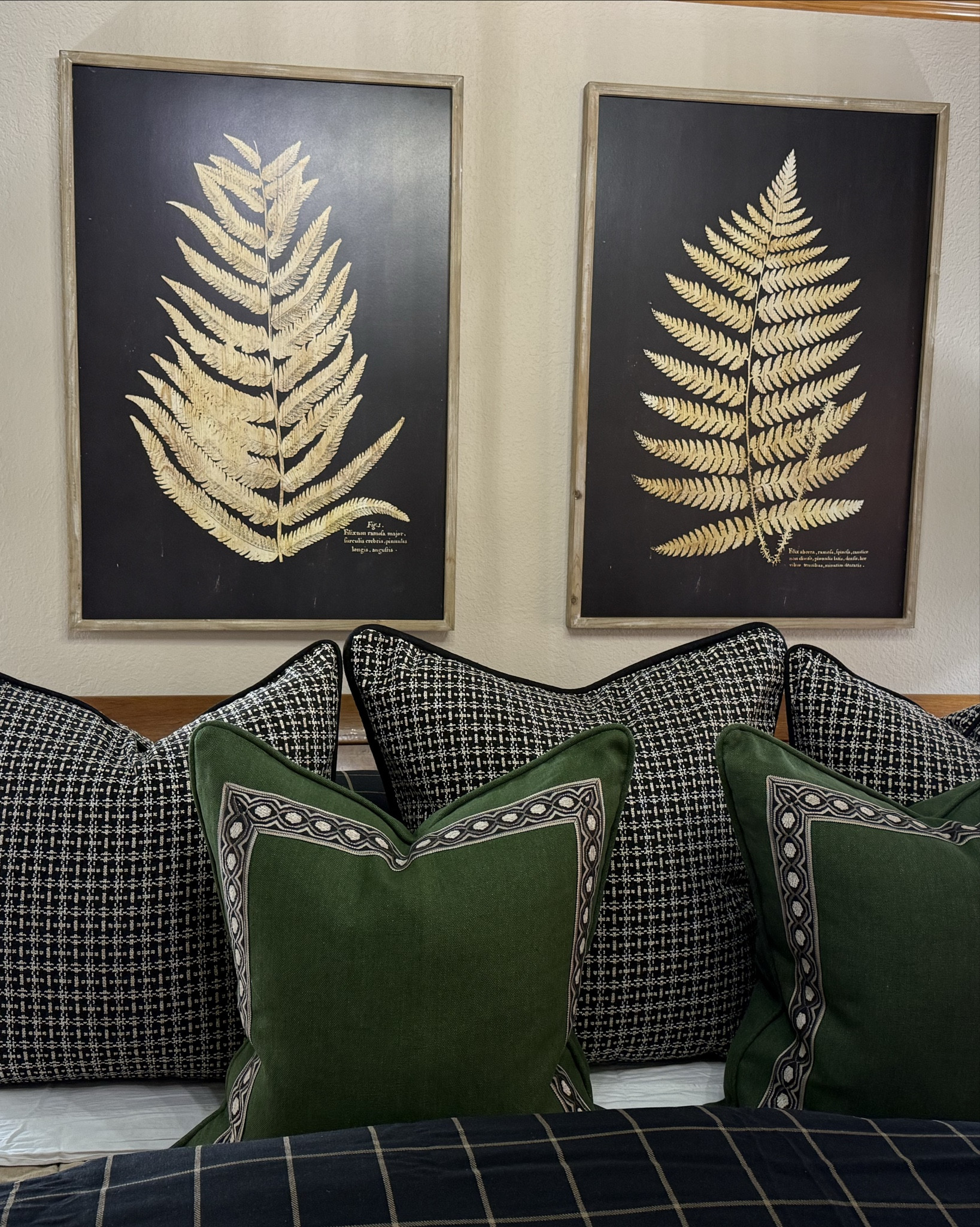 We’re still swooning over this recent bedroom install. Every layer came together so beautifully.

From the soft, cozy bedding to the elegant chandelier and the stunning botanical artwork, this space feels calm, timeless, and full of charm. It’s the perfect example of how a few thoughtfully chosen pieces can completely transform a bedroom and make it feel warm, polished, and inviting.

If you’ve been looking for classic bedroom décor, elegant bedding, statement lighting, and timeless wall art, we linked all of our favorite pieces from this room for you.

Shop the pieces from this bedroom design we’re absolutely loving right here.

#ltkhome #bedroomdecor #traditionalhome 

#LTKHome