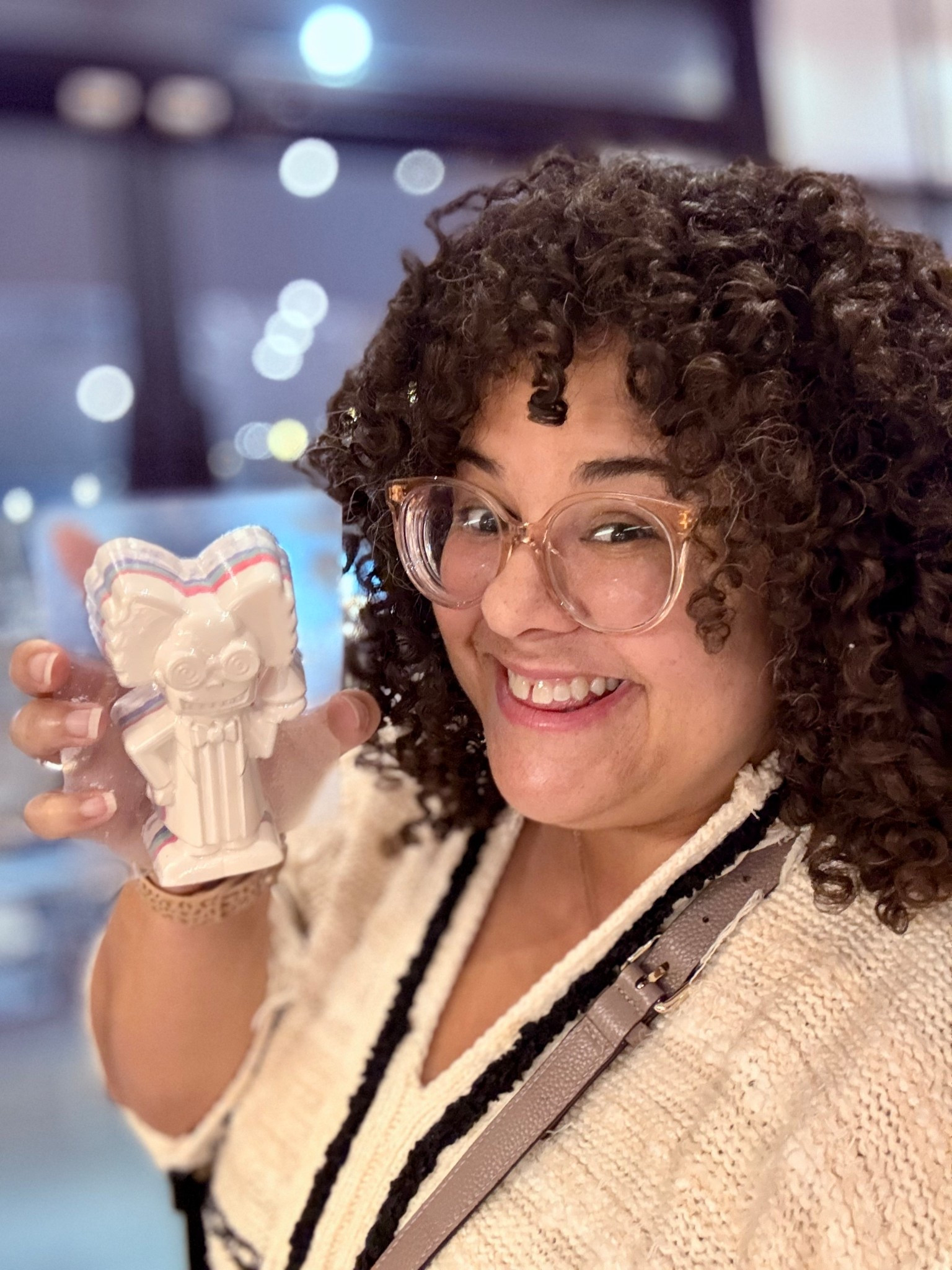 Hand pressed this Mad Scientist bath bomb for free at my local Lush store today in honor of World Kindness Day.

They have some fun holiday motifs that would make great stocking stuffers!





#LTKHoliday #LTKselfcare #LTKGiftGuide