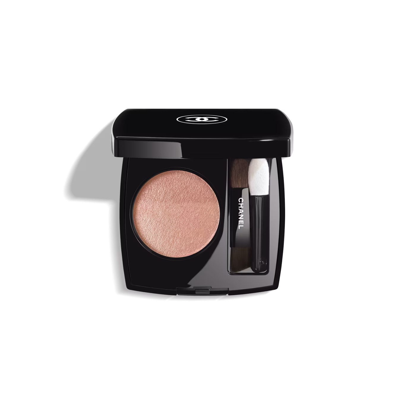 OMBRE ESSENTIELLE  Multi-use longwearing eyeshadow 232 - Lilas poudré | CHANEL | Chanel, Inc. (US)