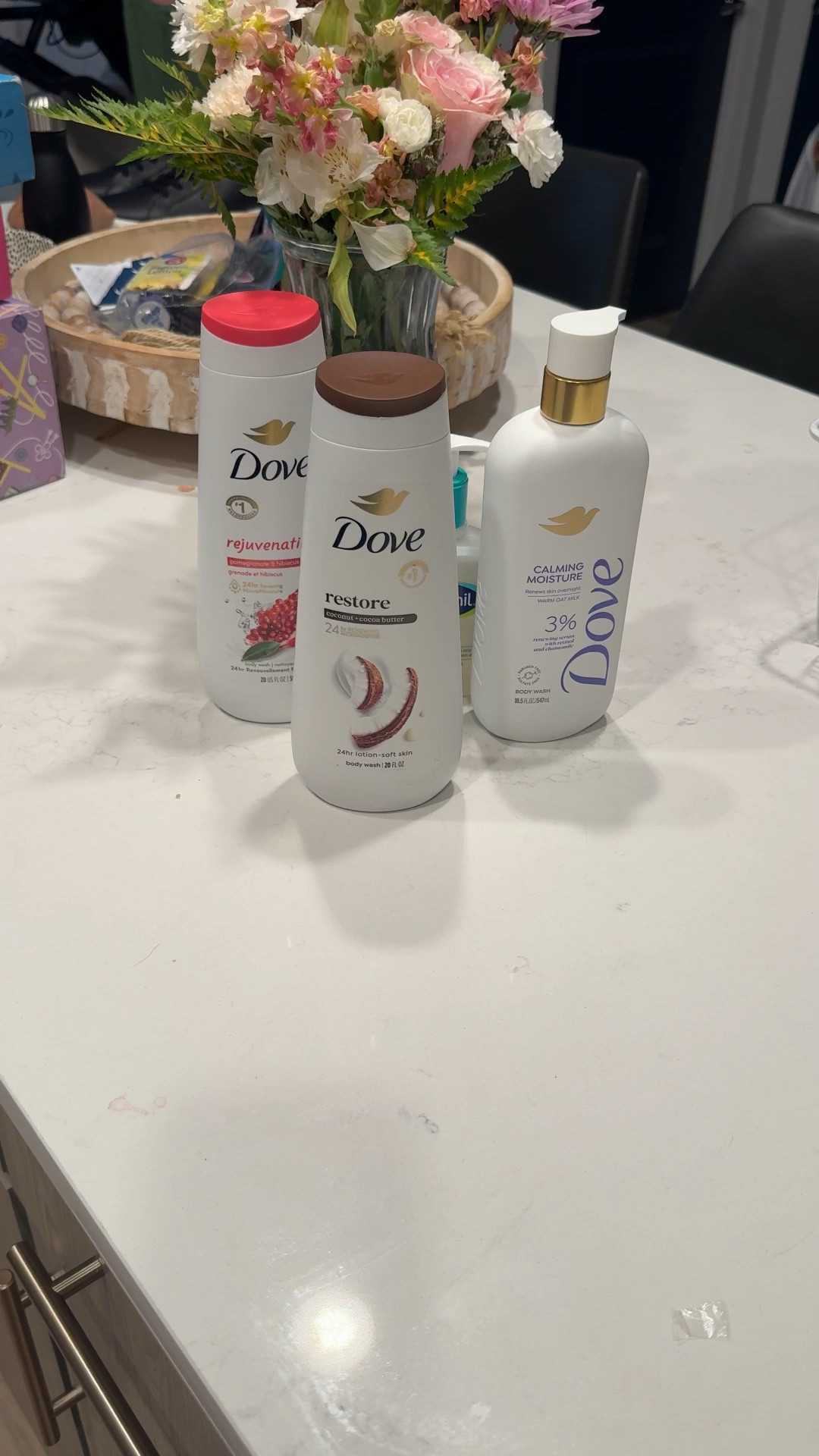 go-to moisture and gentle exfoliation ✨ thank you #dove

#MorningGlow #SkincareRoutine #bodywash #showeressentials #SelfCareDaily #MidlifeBeauty #xoJalonda

#LTKBeauty #LTKOver40