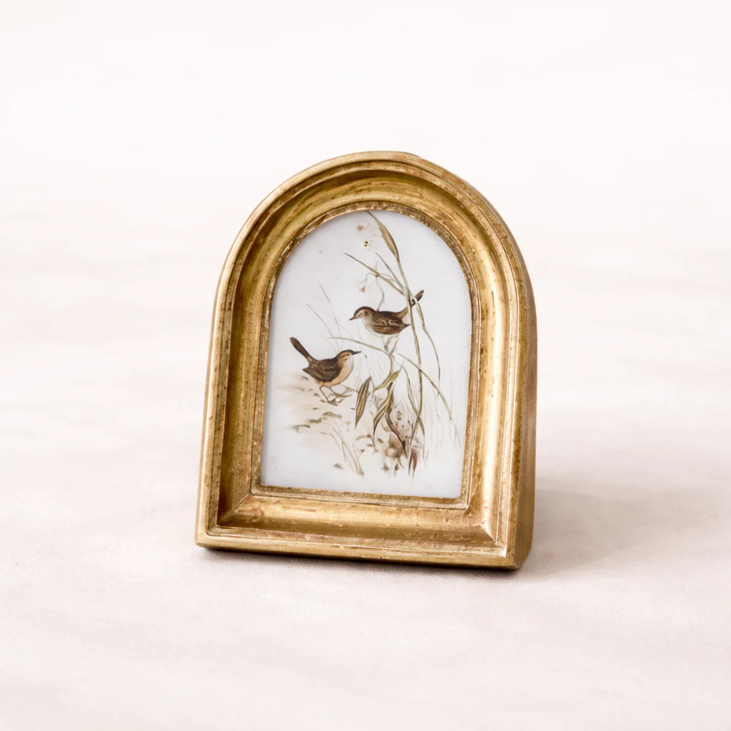 Gold Arched Petite Photo Frame | By Luxe B Co. | luxe bCO