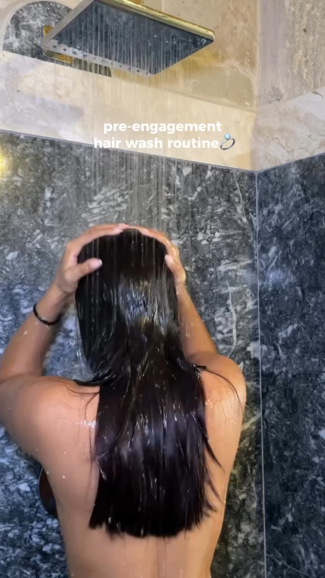 Thank god I washed my hair that afternoon 🫶🏼 

I tried to pack smarter so for once my suitcase wouldn’t be overweight so took as many minis as possible. I’d just dyed my roots the weekend before so needed products that would protect my colour 🍒

Products:
@colorwowhair mini color security shampoo & conditioner
@redken mini abc leave-in treatment 
@aquishair hair towel 
@kerastase_official genesis serum 
@redken acidic colour gloss heat protection 
@dysonbeauty supersonic nural hairdryer 
@tangleteezer extra gentle hairbrush (great if you suffer with hair loss) 

#smoothblowdry #dysonhairdryer #hairwashday