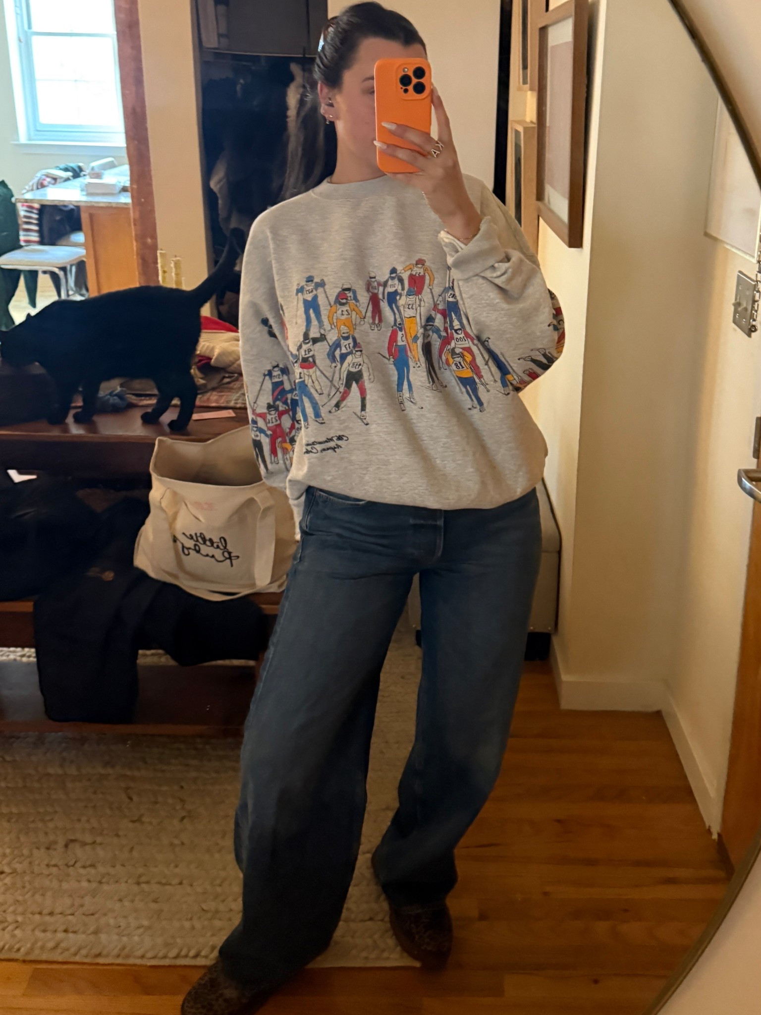 sweatshirt ! 

#LTKGiftGuide #LTKFindsUnder100 #LTKHoliday