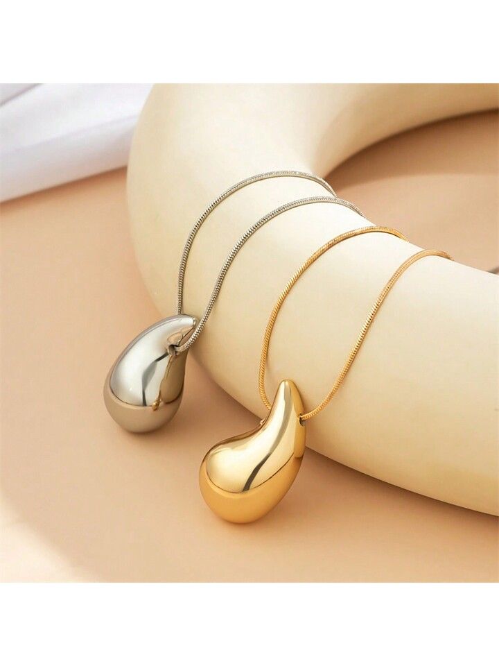 1pc 18k Gold Plated Durable Color Pendant Clavicle Necklace For Women | SHEIN
