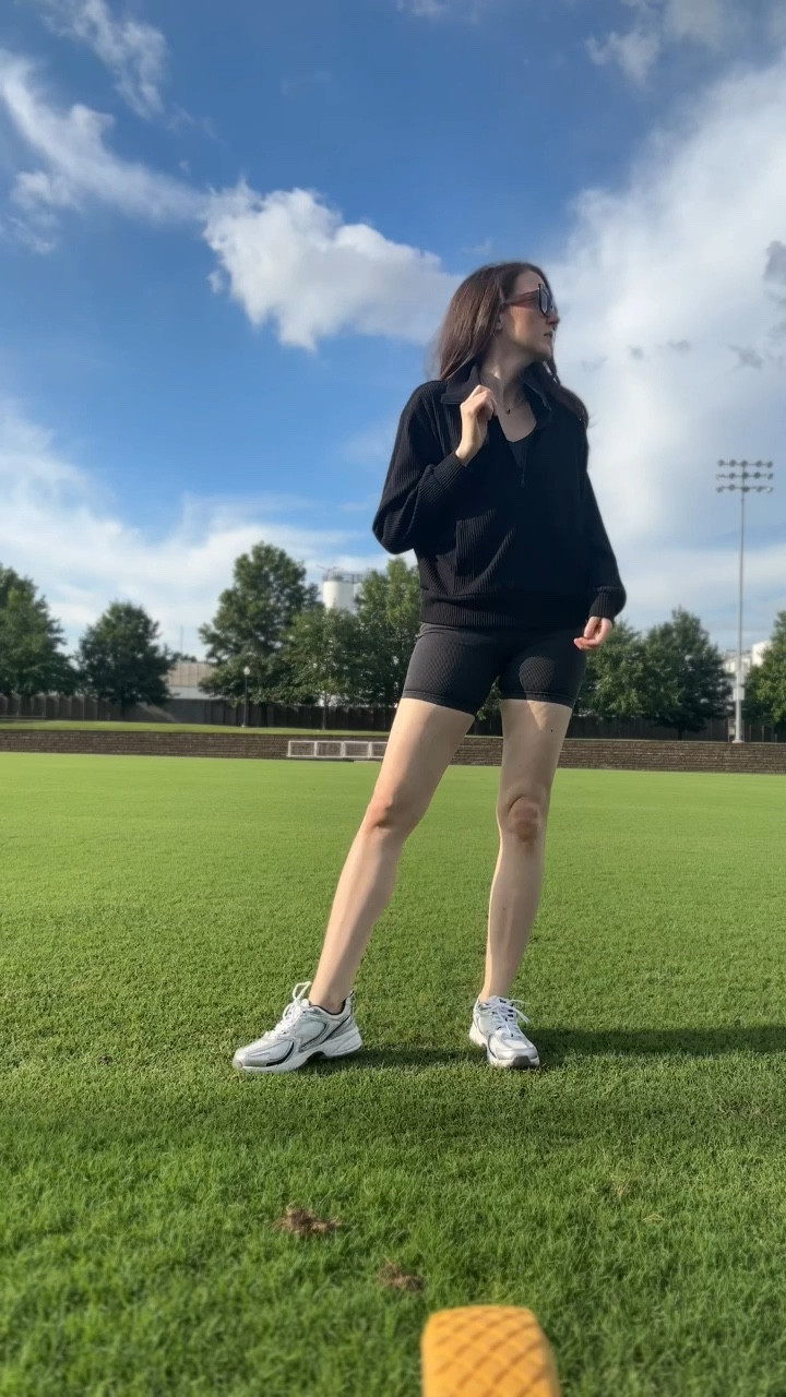 Avia layers for transitioning weather! As fall arrives the pullovers are what I’m reaching for and this one from Avia is so flattering and perfect for adding over any look! Find it at Walmart! 

#LTKSeasonal #LTKActive #LTKStyleTip