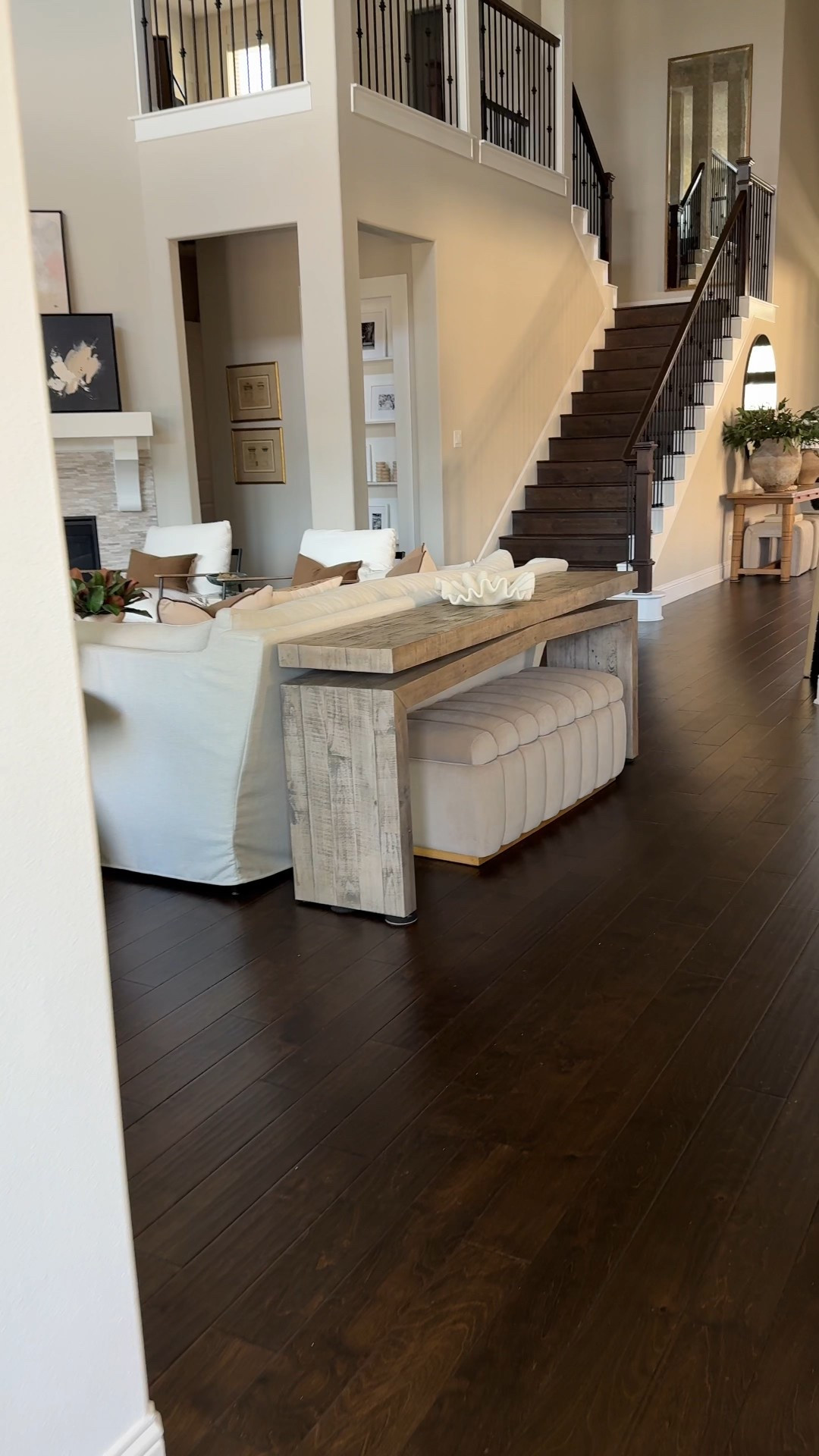 My best-selling console table now has a look-for-less version for under $400 🤍
Same beautiful, high-end look at a price that’s almost too good to be true.
Linking it here—don’t wait on this one.

#LTKstorytime #LTKHome