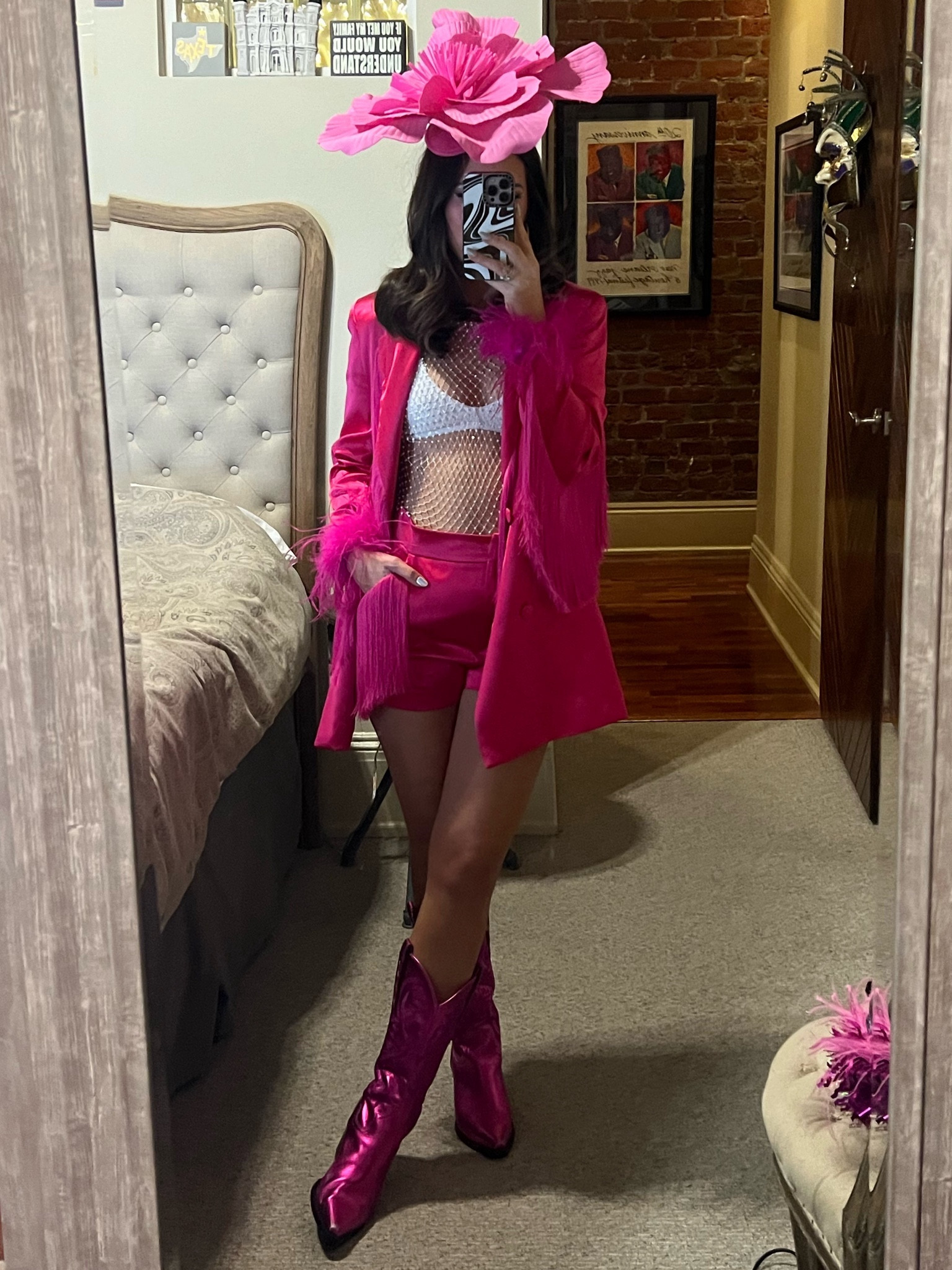 #mardigras #mardigrasoutfit #ootd #nola #neworleans #mardigrasseason #sequinsuit #sequins #suit #carnival #carnivalseason #sparkles #pinksparkles #fringe #fringejacket #fringepants #fringesuit 

#LTKstyletip #LTKparties #LTKMostLoved