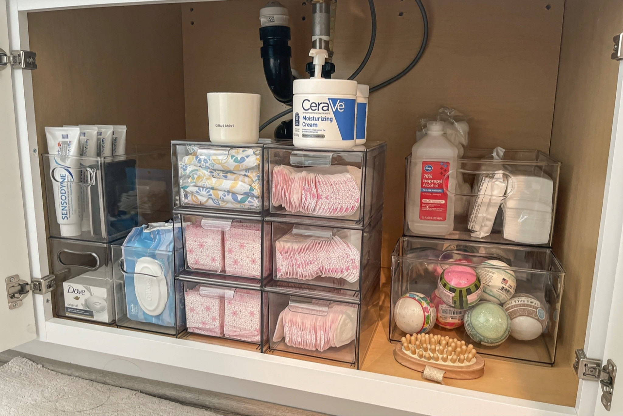 Under Bathroom Sink Organization


#LTKFind #LTKhome