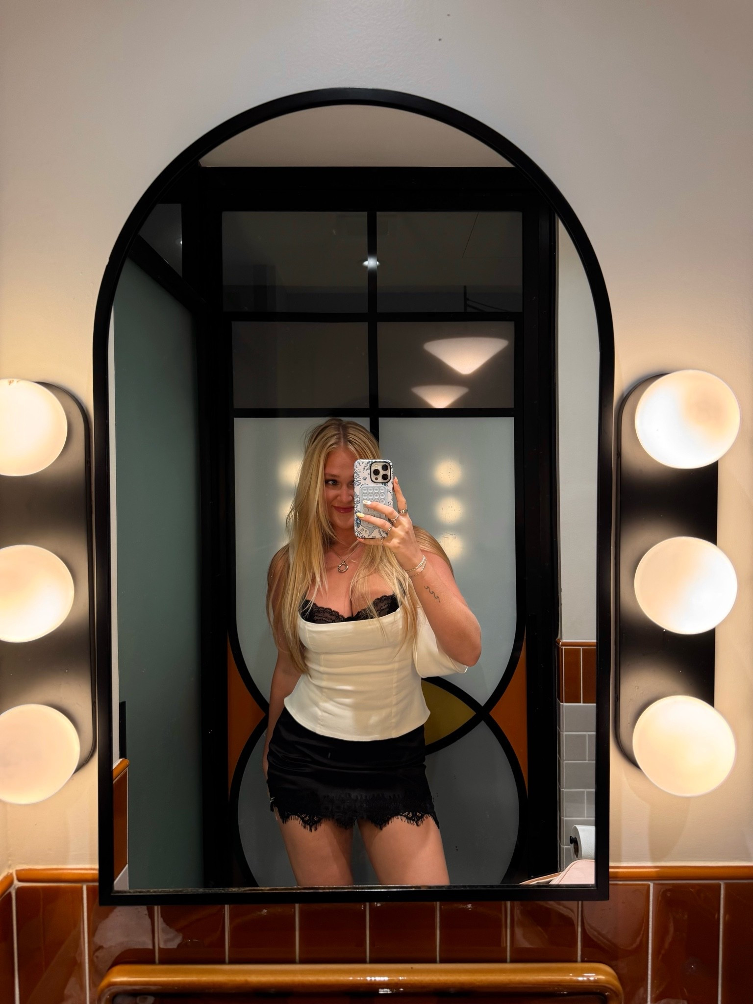 going out outfit of the night 🖤🤍 love the black and white details together :)

#LTKootd #LTKTall #LTKTravel