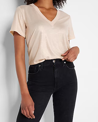 Skimming Linen-Blend V-Neck Tee | Express