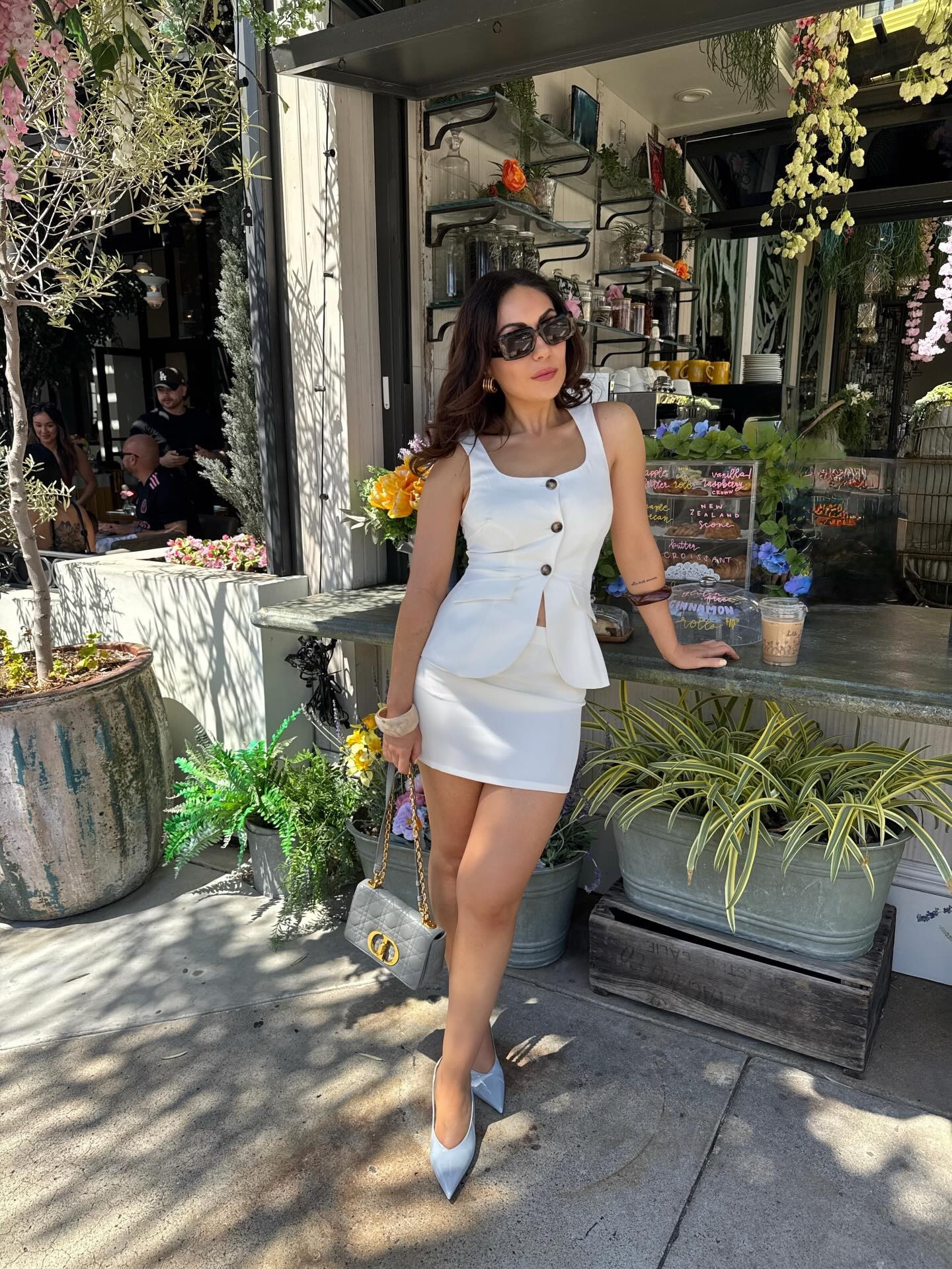 Spring matcha dates loading… 🍵 🫶🏼🌸🥐

Outfit details: 
@revolve set
@zara heels
@dior bag
@heavenmayhem_ earrings
@zara bangles