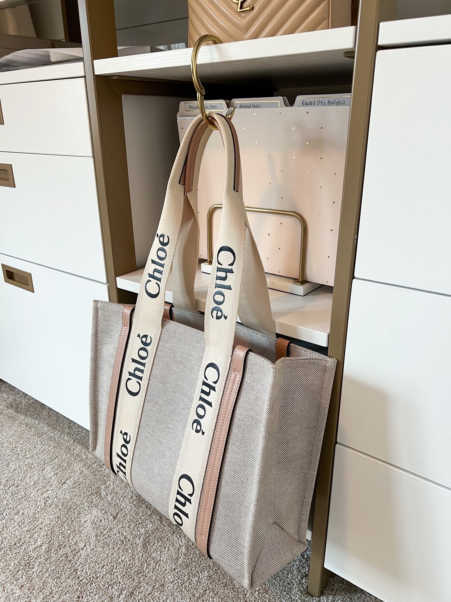 Everyone needs this purse hook to keep in your bag! Great stocking stuffer idea or gift for your girlfriends or coworkers. 

Gift idea under $25 // stocking stuffer 

#LTKHoliday