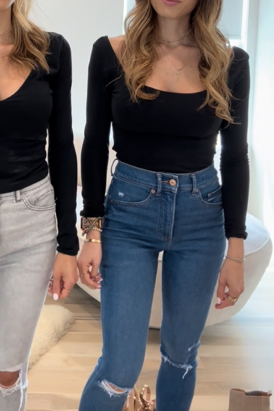 Scoop neck bodysuit size Xs on sale high waist jeans 

#LTKunder50 #LTKsalealert #LTKunder100