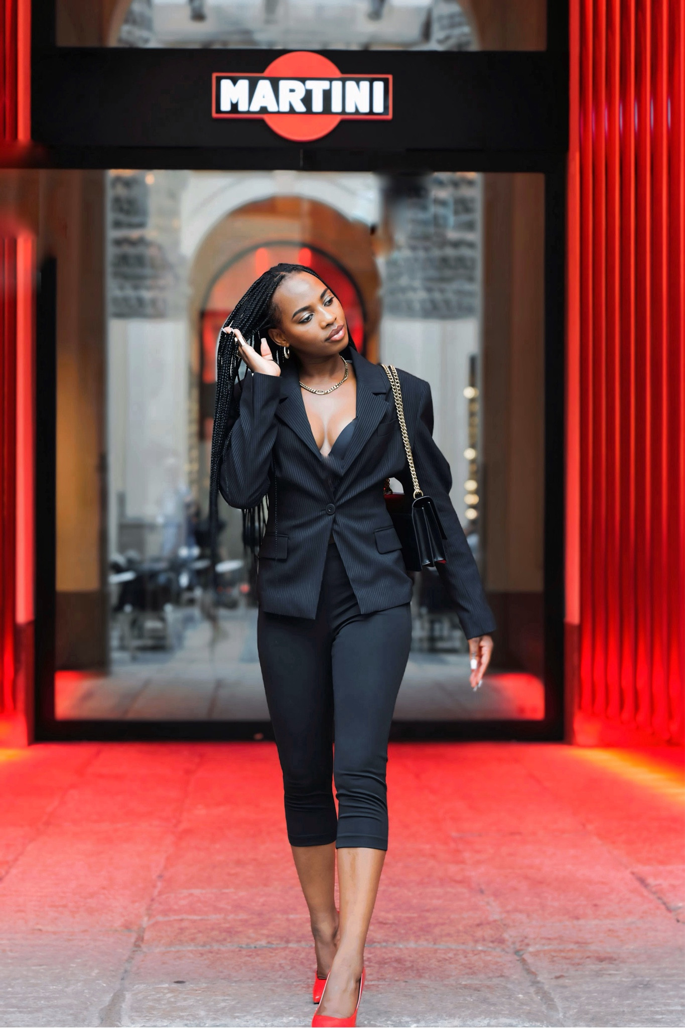 The capri pants and fitted blazer. All you need this autumn 🍂 

#LTKitalia #LTKstyletip #LTKeurope